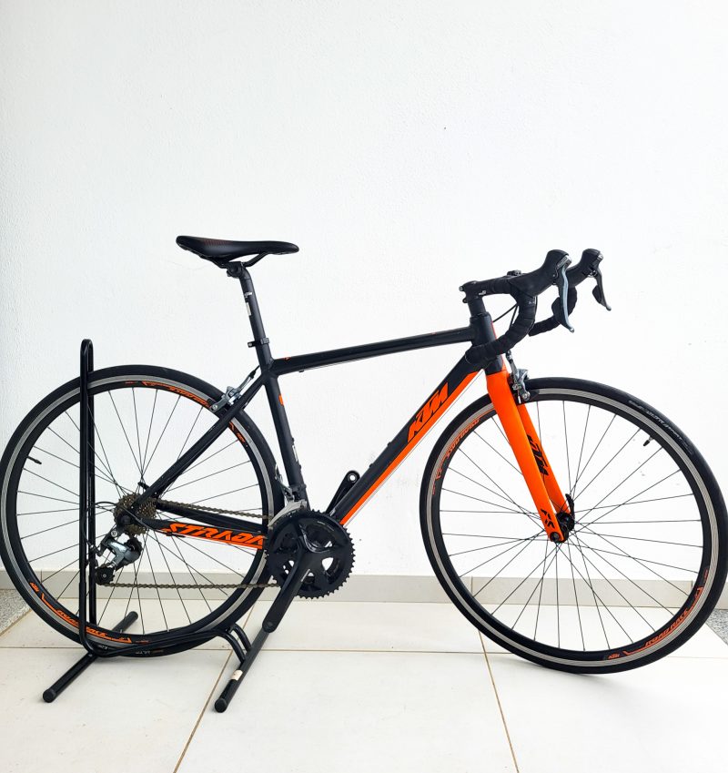 Bicicleta KTM Strada 1000 – Tamanho 49 (XS)